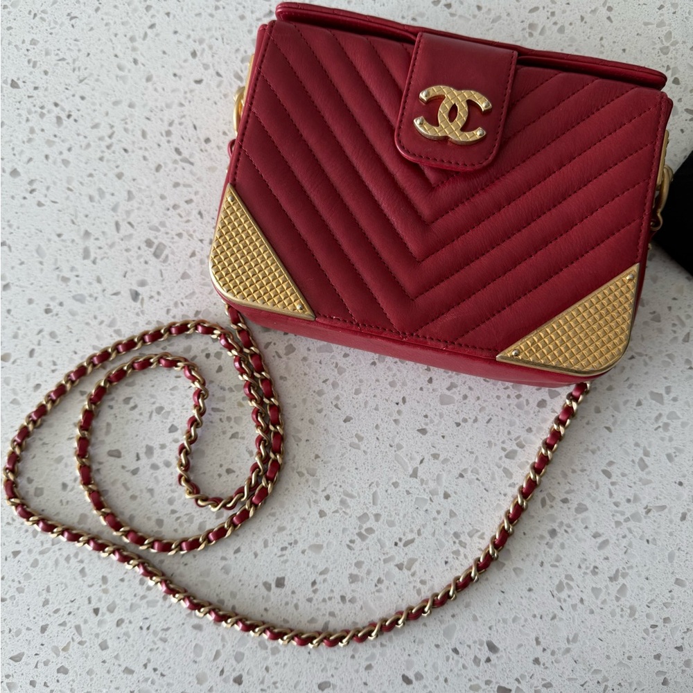 Chanel Paris-Hamburg Rock The Corners Minaudière Bag / Red Lambskin